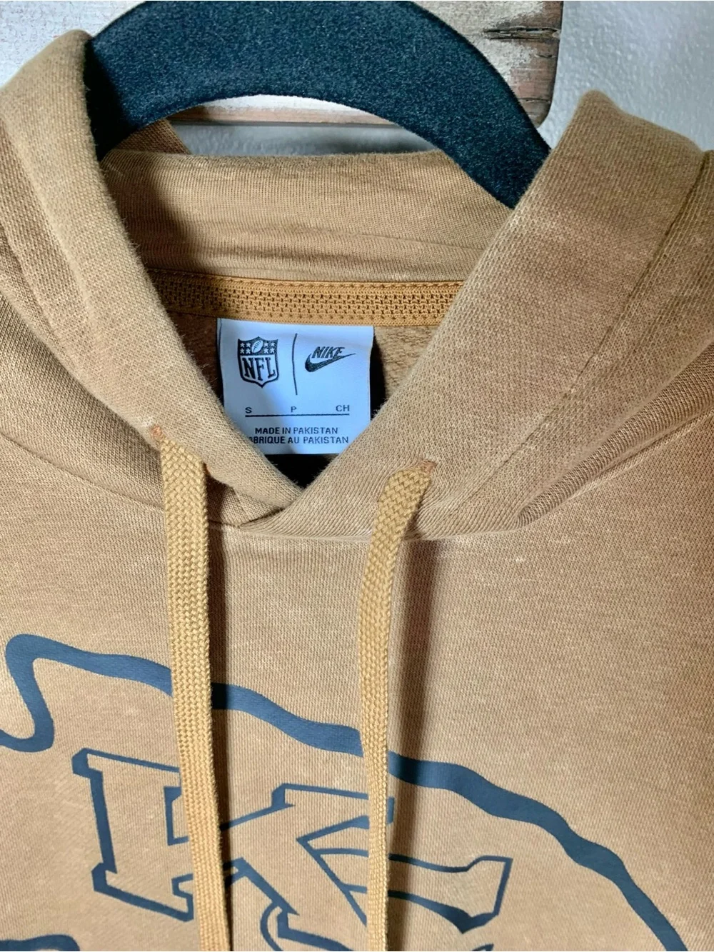 Nike Kansas City Chiefs Salute to Service Club Pullover Hoodie - Small